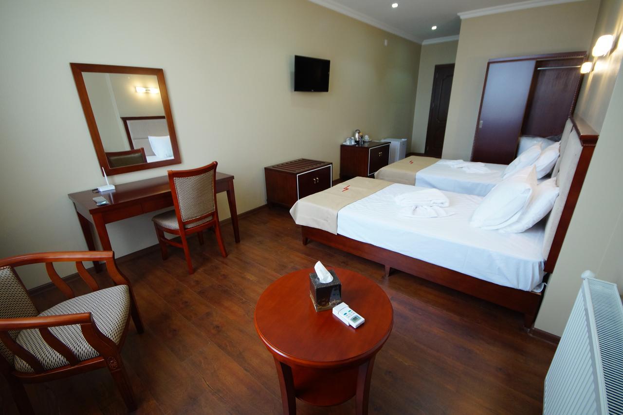 Hotel 725 Batumi Exterior foto